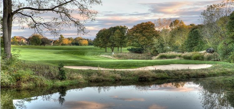 The Lakes Golf & Country Club course view